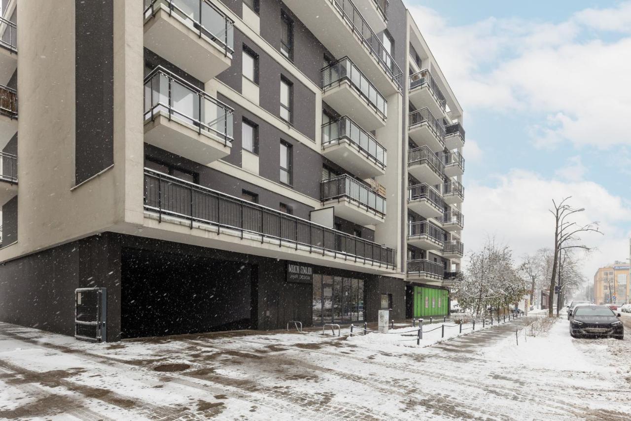 Modern One Bedroom Apartment With Parking In Lodz By Renters Prestige Экстерьер фото